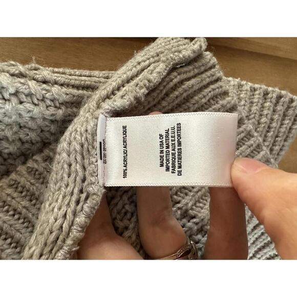 Express Taupe Cable Knit Chunky Open Front Cardigan Sweater Women’s size Medium - Picture 8 of 10